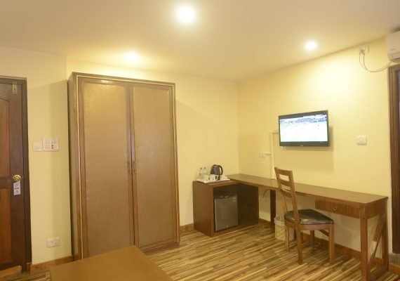 Suite Room with Balcony